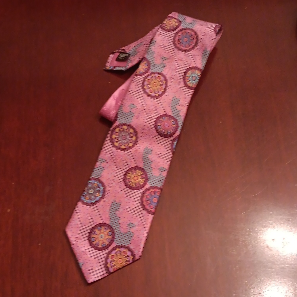 Ermenegildo Zegna Quindici pink silk tie